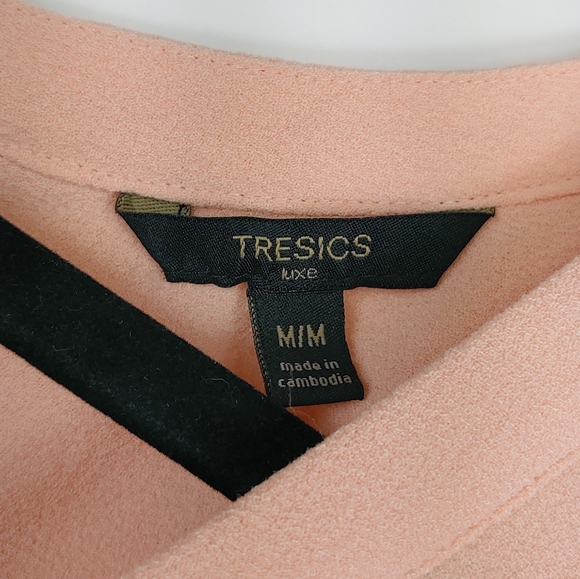 Tresics Sleeveless Romper Jumper Size Medium - Picture 9 of 9